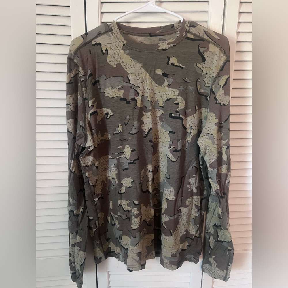 Like new KUIU Merino Wool 120LT - Valo